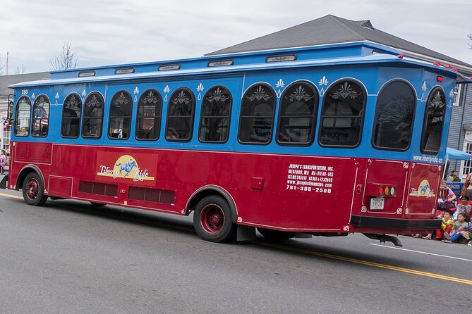 90-Min Narrated Trolley Tour of Lexington and Concord, MA - Lexington Green and the first clash