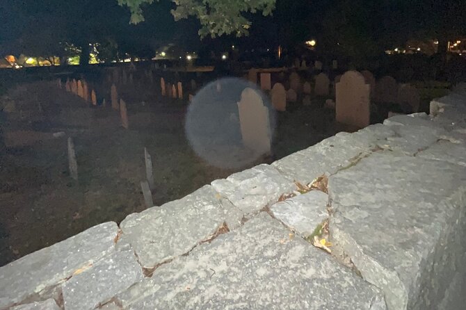 A Ghost Hunting Tour Specters and Apparitions in Salem - The guides make a real difference