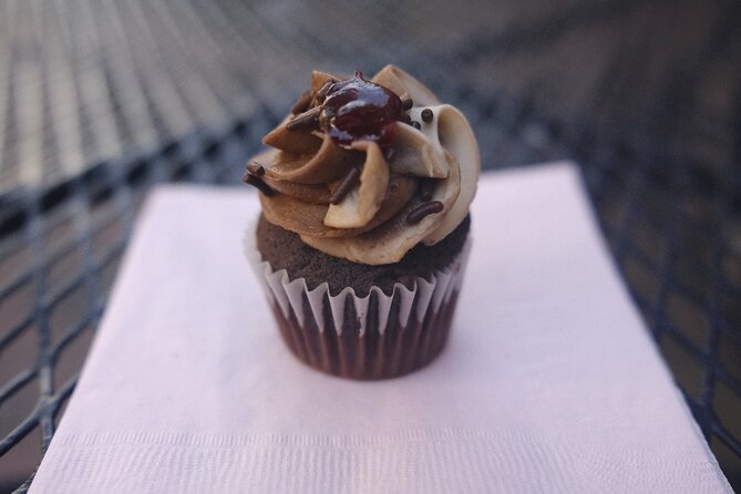 Back Bay Chocolate and Art Galleries Tour - Art galleries that deserve your attention