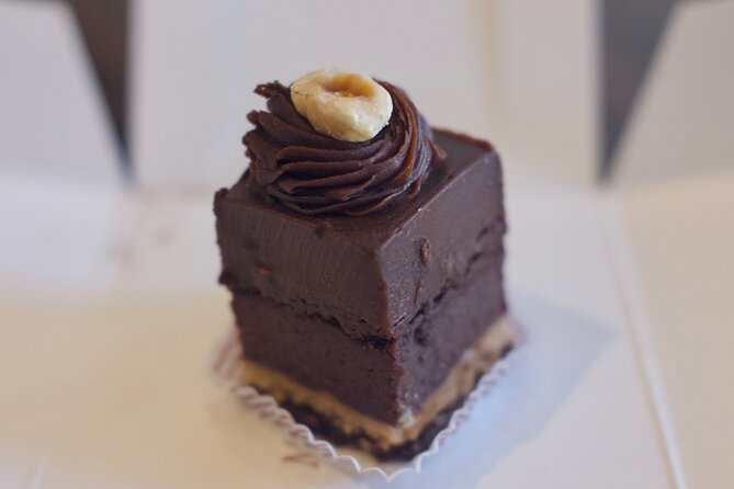 Back Bay Chocolate and Art Galleries Tour - Newbury Street, where the tastings and galleries meet