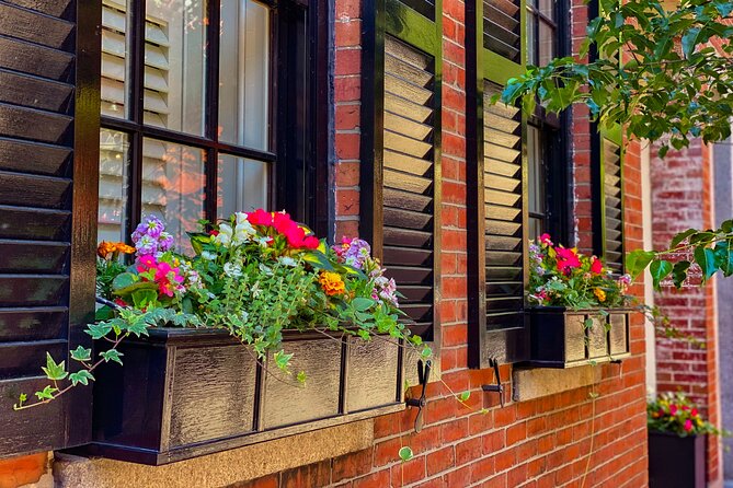 Beacon Hill + Back Bay History + Photo Walking Tour(SMALL Group) - First Church provides a strong architectural finish