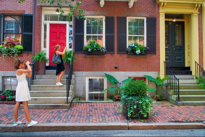 Beacon Hill Boston History + Photo Walking Tour (SMALL Group) - Boston Common and the overlooked details