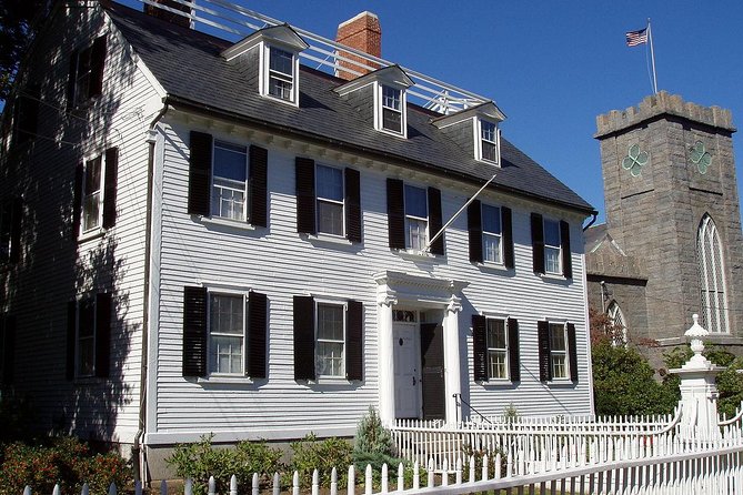 Best Hocus Pocus Movies & More Tour - What This Salem Movie Walk Really Covers