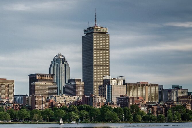 Best Of Boston: Harvard, MIT, Harbor Cruise Small Group Day Trip - Who should book this experience?
