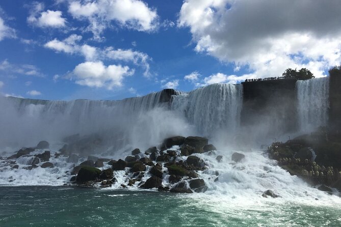 Best of New York, D.C and Niagara Falls US 4-Day Tour from Boston - Day four: Seeing Niagara at close range