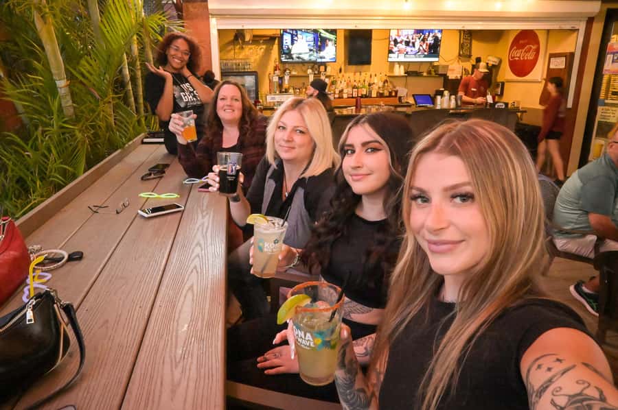 Boston: Boos and Brews Haunted Pub Crawl - Boston’s ghosts begin at the Common