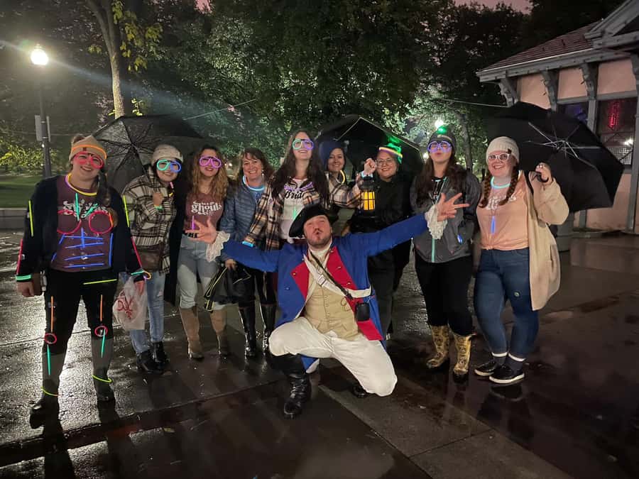 Boston: Boos and Brews Haunted Pub Crawl - Beantown Pub and the story of Sam Adams