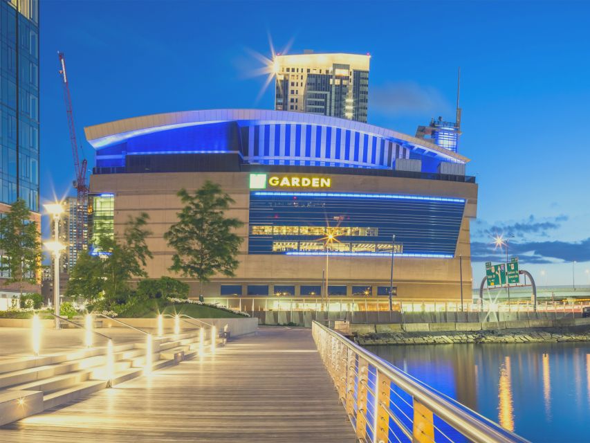 Boston: Boston Celtics Basketball Game Ticket at TD Garden - Arriving at TD Garden With a Mobile Ticket