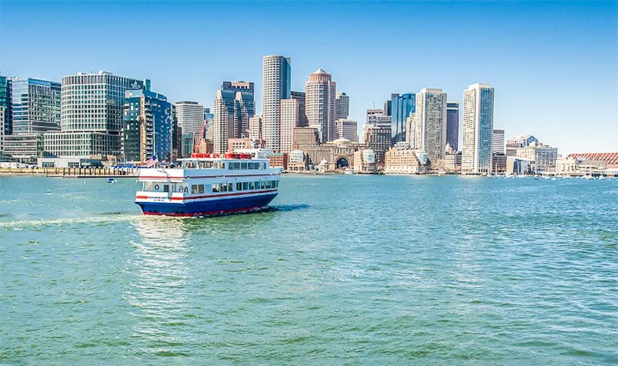 Boston: Boston Harbor Sunset Cruise - What the 90-minute harbor route feels like