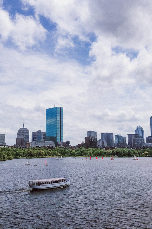 Boston: Charles River Sightseeing Cruise - Arriving at CambridgeSide Mall