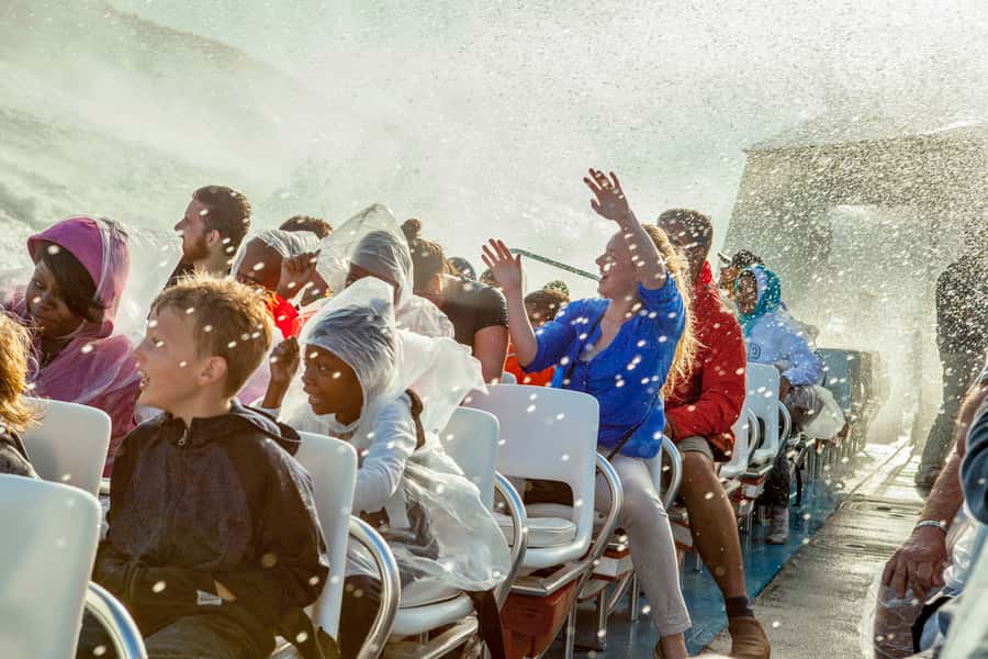 Boston: City Cruises Harbor Codzilla High Speed Thrill Boat - What the 45-Minute Route Feels Like