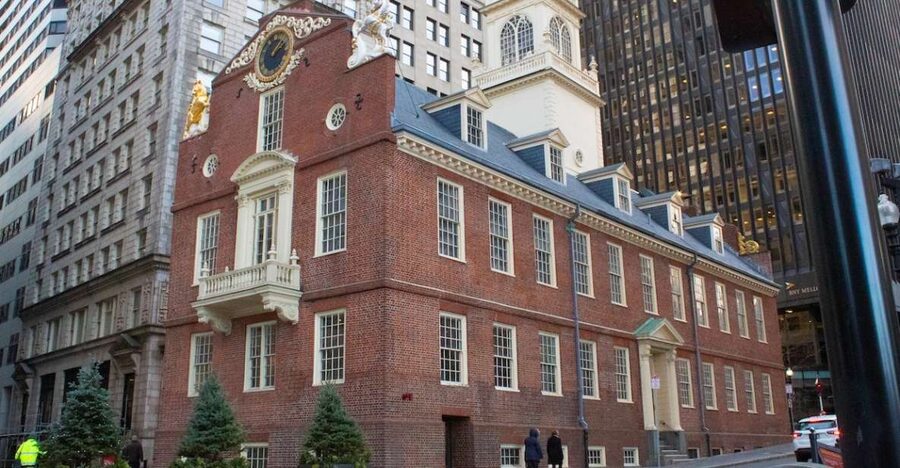Boston: City History and Highlights Audio App Walking Tour - Starting at Copp’s Hill and Cotton Mather’s grave