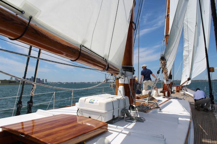 Boston: Downtown Harbor Sailing Cruise - Drinks, Picnics, and Comfort Onboard