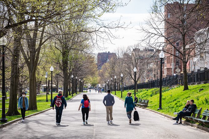 Boston Food & History: Pizza, North End & Freedom Trail - Beginning beside Boston Harbor and the Greenway
