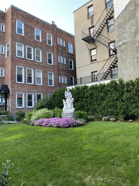 Boston: Freedom Trail Guided Walking Tour in French - Old North Church and the final walk to Copp’s Hill Terrace