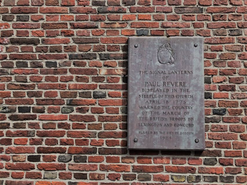 Boston: Freedom Trail Tour with Old North Church & Cruise - Walking through Paul Revere’s North End