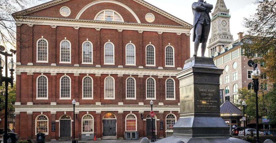Boston: Freedom Trail Tour with Old North Church & Cruise - The guide makes the difference