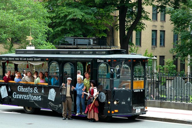 Boston Ghosts and Gravestones Trolley Tour - Granary Burying Ground and the American Revolution
