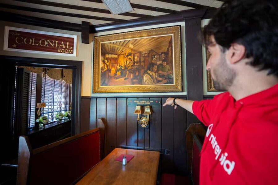 Boston: Guided Seafood Tasting and History Tour - Boston Fish Pier, the historic heart of the route