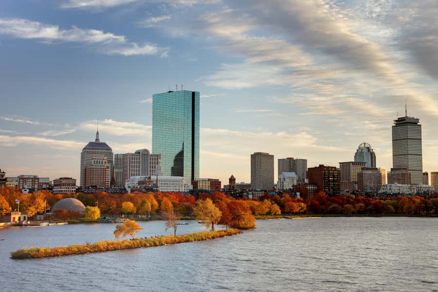Boston Harbor Fall Foliage Weekend Brunch Cruise - Key points to know