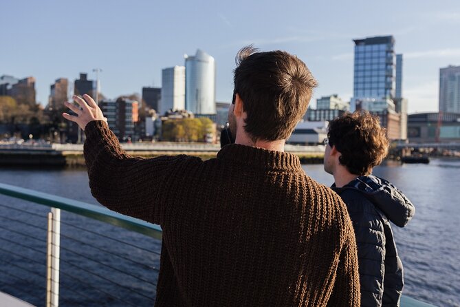 Boston Harbor Sightseeing Cruise - Food, drinks, and the pace onboard