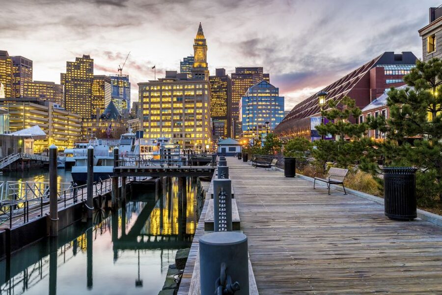 Boston: Haunted Pub Crawl of Historic Pubs and Taverns - Revolutionary Boston told through taverns