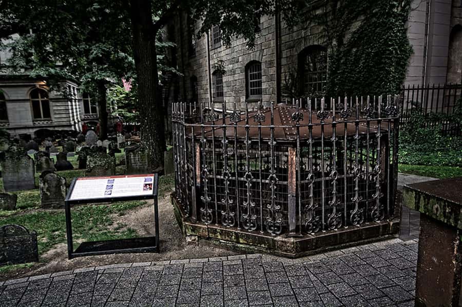 Boston: History & Haunts Guided Ghost Tour - King’s Chapel and an urban legend with staying power
