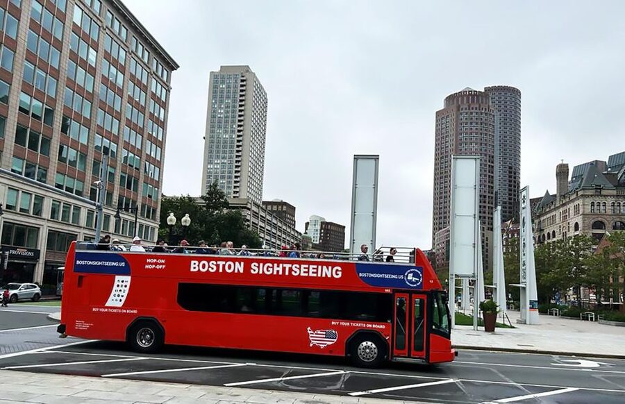 Boston: Hop-On Hop-Off Double-Decker Bus Sightseeing Tour - The commentary is the tour’s biggest variable