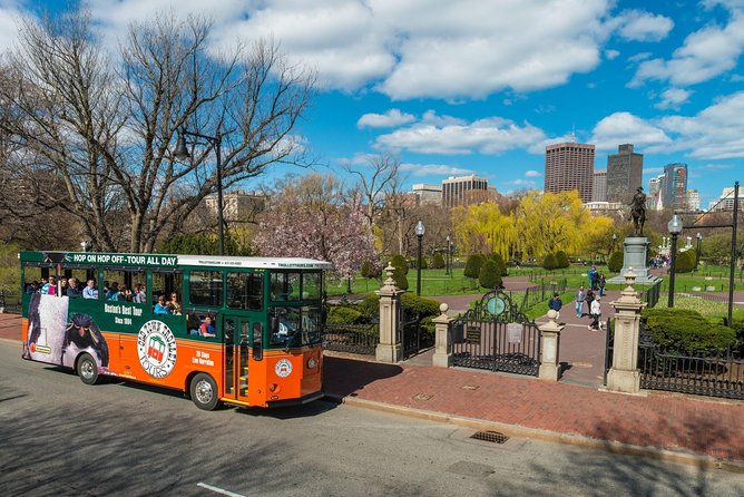 Boston Hop-On Hop-Off Trolley Tour with 13 Stops - Stop 4: North Station and TD Garden