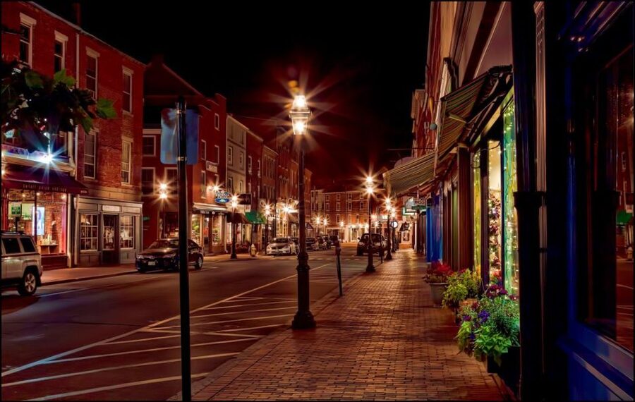 Boston: Kennebunkport Day Trip with Optional Lobster Tour - Coastal Stops That Break Up the Ride