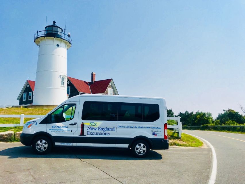 Boston: Martha's Vineyard Day Trip with Optional Island Tour - Edgartown, pretty streets and a short visit