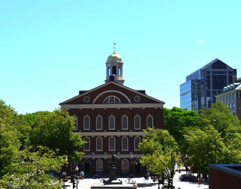 Boston: North End Walking Tour with Private Harbor Cruise - Paul Revere’s House and the North End