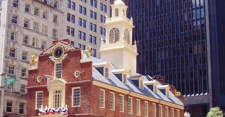 Boston: Old State House/Old South Meeting House Museum Combo - Walking three minutes to Old South Meeting House