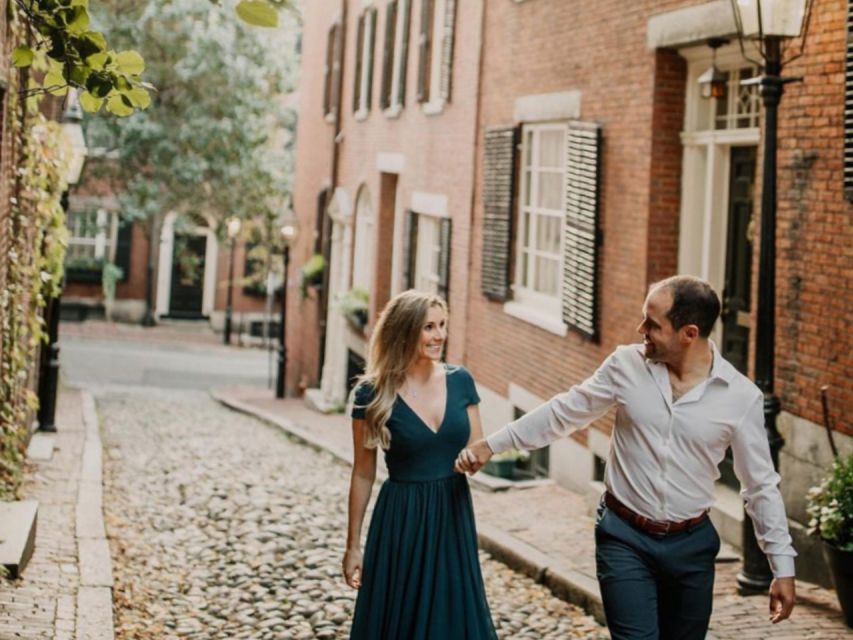 Boston: Private Walking Photography Tour - Meeting the photographer at the Massachusetts State House