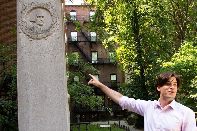Boston's Freedom Trail: A Revolutionary Walking Tour - Park Street Church and the Granary Burying Ground