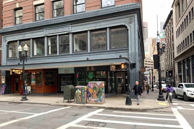 Boston's Freedom Trail: A Self-Guided Tour of All 16 Sites - Irish immigration and the human cost of the famine