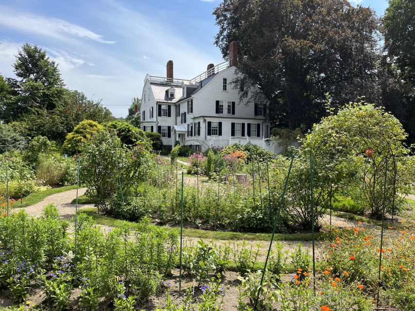 Boston: Salem by Boat – Witch Trials & Walking Tour - Burying Point and the people behind Salem’s past
