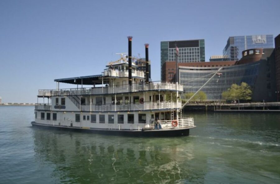 Boston: Scenic Harbor Cruise (Dog-Friendly) - Key points to know before you book