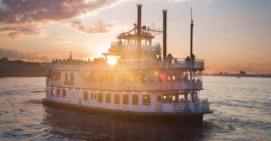 Boston: Scenic Moonlight Harbor Cruise - Boston Harbor becomes the evening’s main view