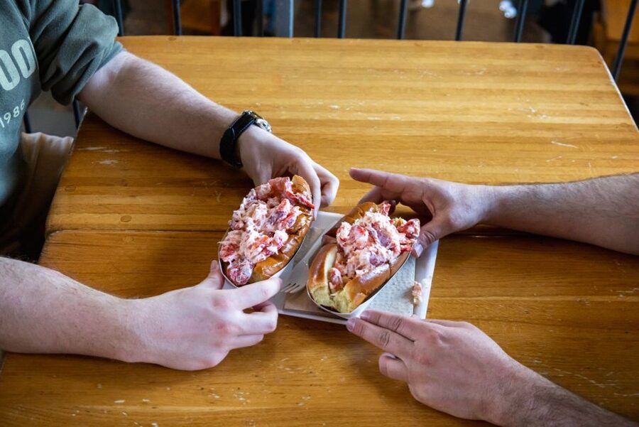 Boston: Seafood, History & Highlights Day Tour - A seafood lunch with Boston built around it