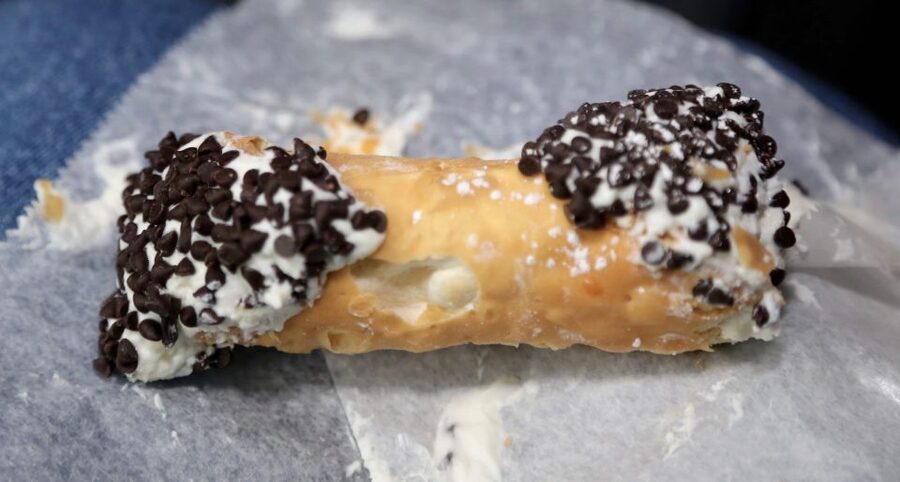 Boston: Seafood Tasting & Historical Walking Tour - Why this Boston food walk works so well