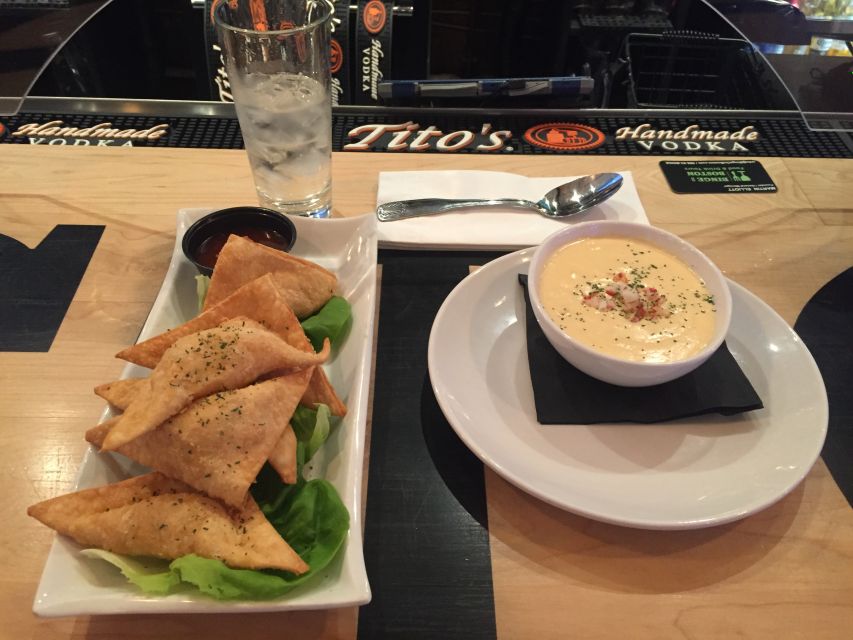 Boston: Seafood Tasting & Historical Walking Tour - Oysters and shrimp at the raw bar