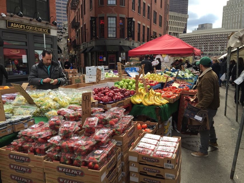 Boston: Seafood Tasting & Historical Walking Tour - Cannoli back in Little Italy
