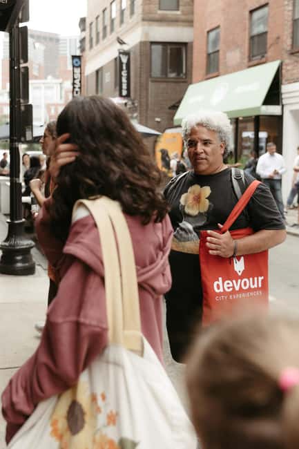 Boston: Ultimate Historic Food & Drink Tour - How much food do you really get?