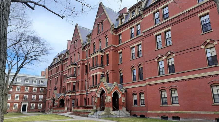 Cambridge, Massachusetts: MIT and Harvard Walking Tour - Killian Court and the Great Dome