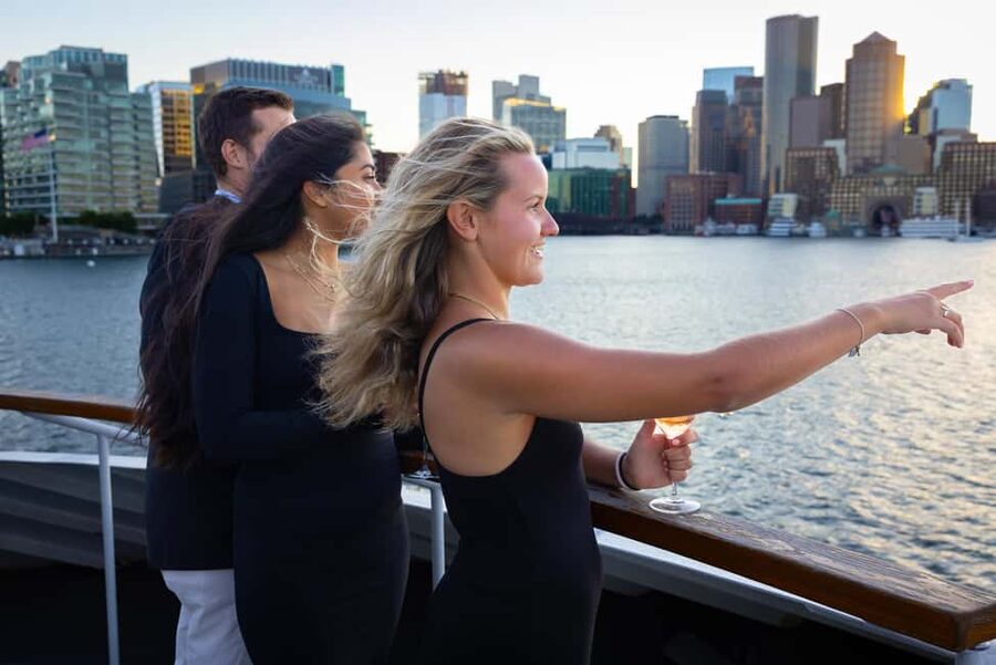 City Cruises Boston: Harbor Buffet Lunch or Dinner Cruise - The harbor route and Boston landmarks