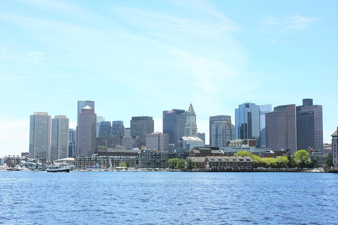 City Cruises Boston Historic Sightseeing Harbor Cruise - Choosing your seat and handling the weather