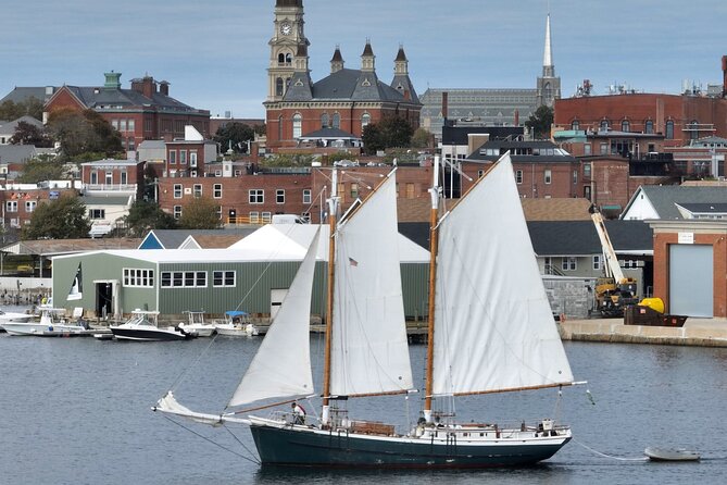 Classic Tall Ship Cruise in Boston Harbor - Views depend on the route and the weather