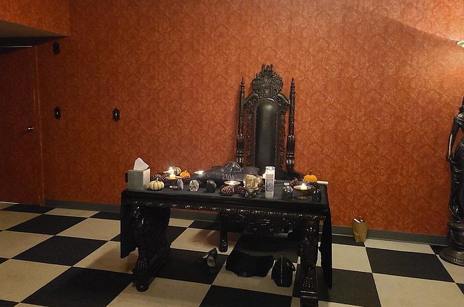 Experience Authentic Salem Séance with Entry Pass - Who will enjoy this Salem séance