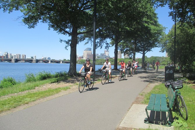 Family Friendly Guided Bike Tour of Boston - Starting in the North End with a bike fitting